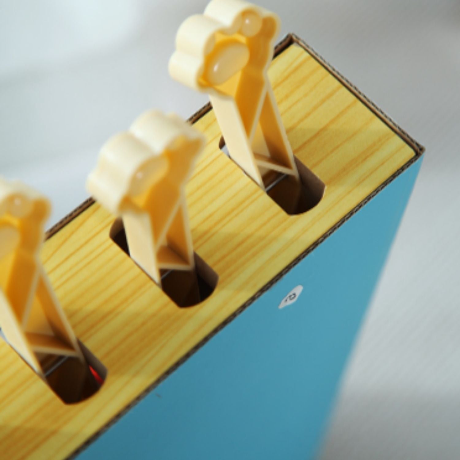 Interactieve Kattenkrabber kartonnen krabplank detail trillo.nl